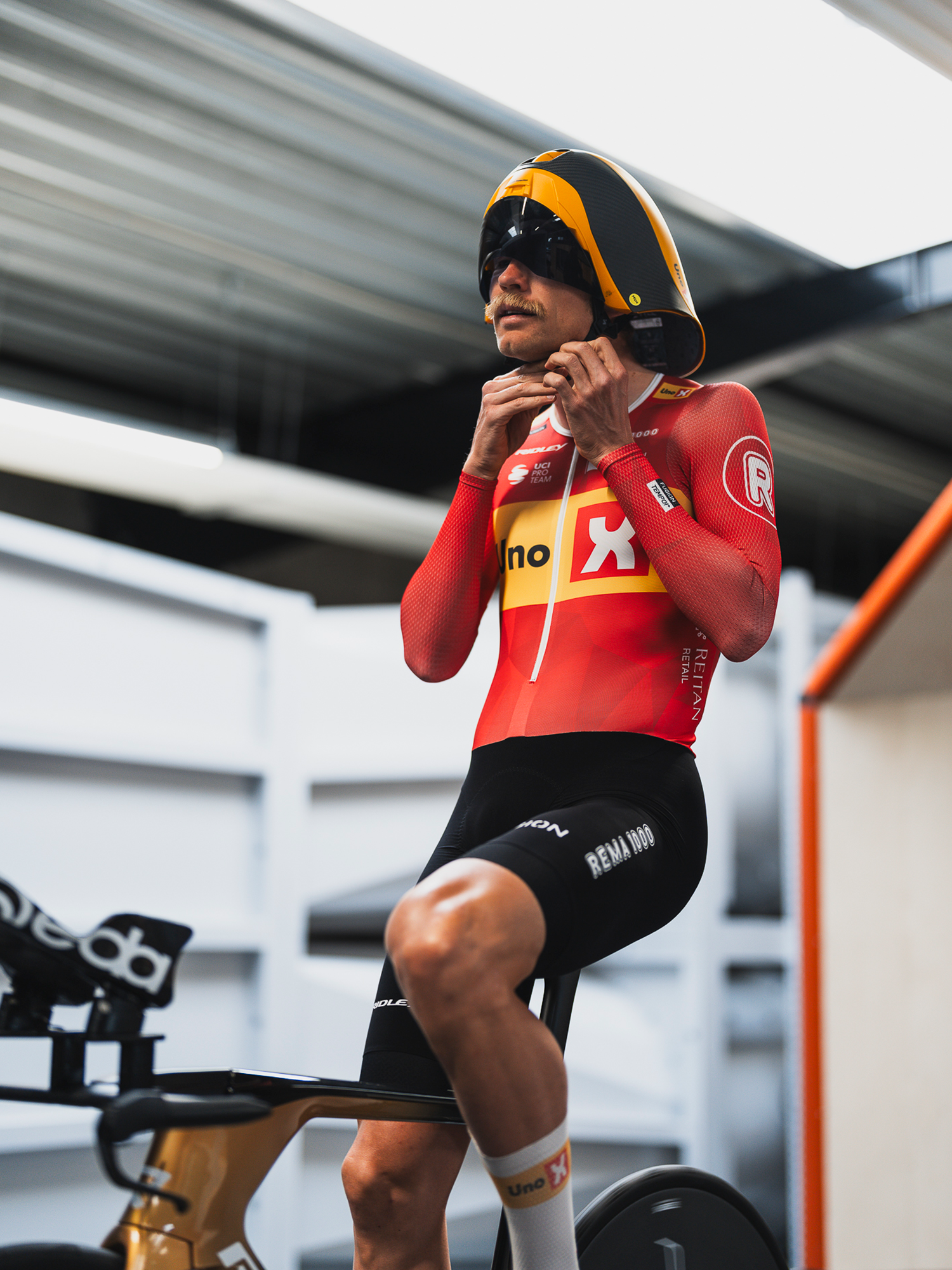 Mens TT Grand Tour